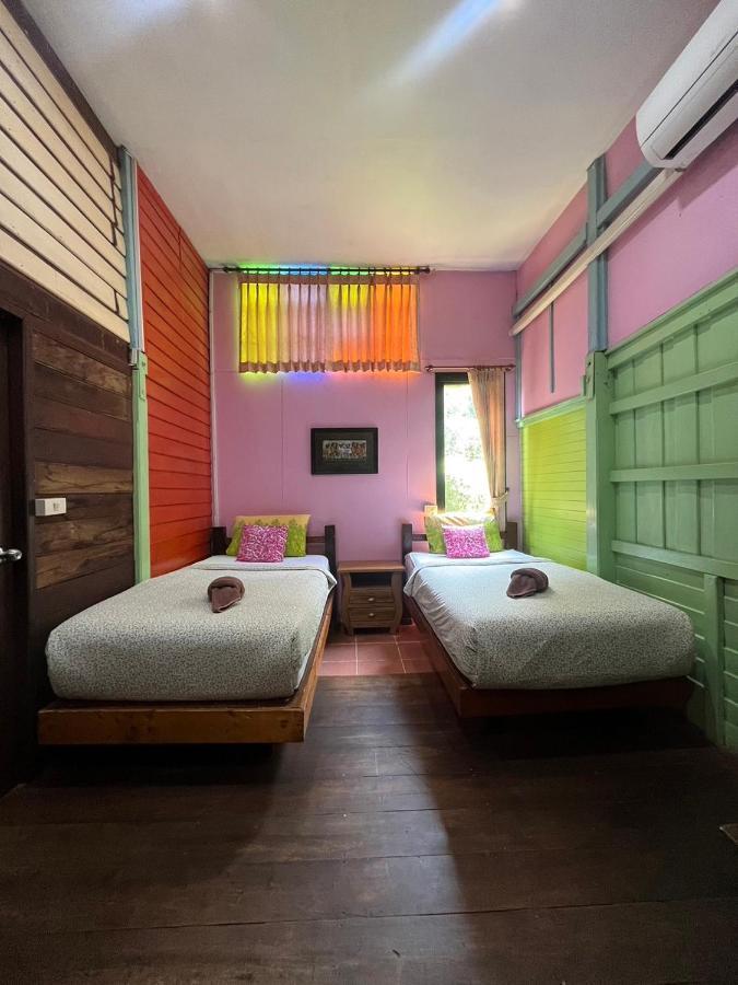 פרה נאקון סי איוטאיה Tamarind Guesthouse מראה חיצוני תמונה