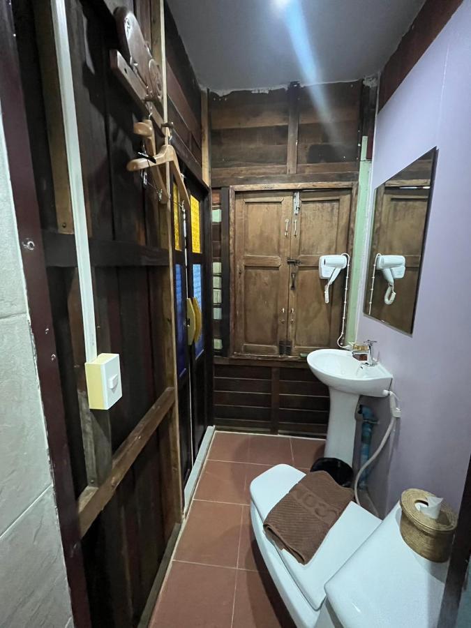 פרה נאקון סי איוטאיה Tamarind Guesthouse מראה חיצוני תמונה